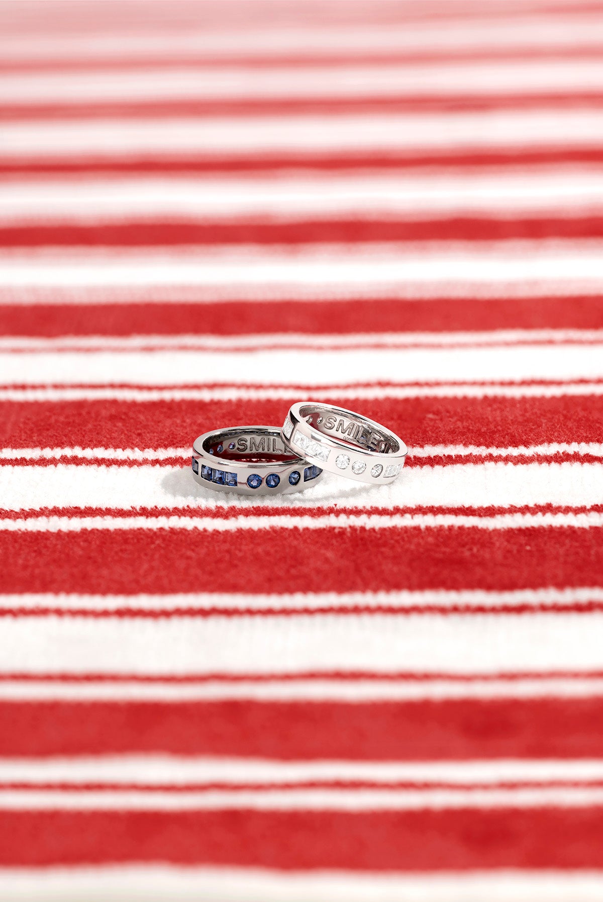 03-W21436OX-APM-Monaco-SMILE-Ring