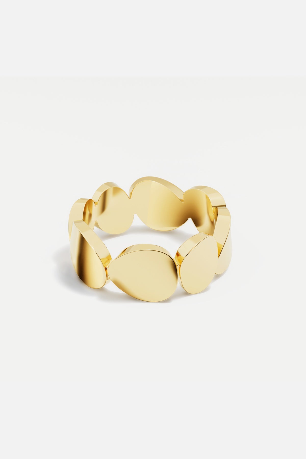 APM Ring in gold color, a smooth rhythm of polished curves.