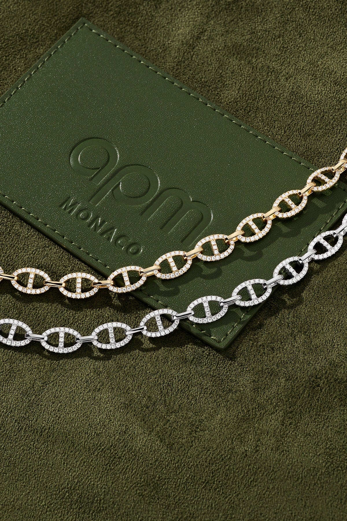 Bracelets APM Monaco maille marine chain bracelet in silver with a linked chain design.