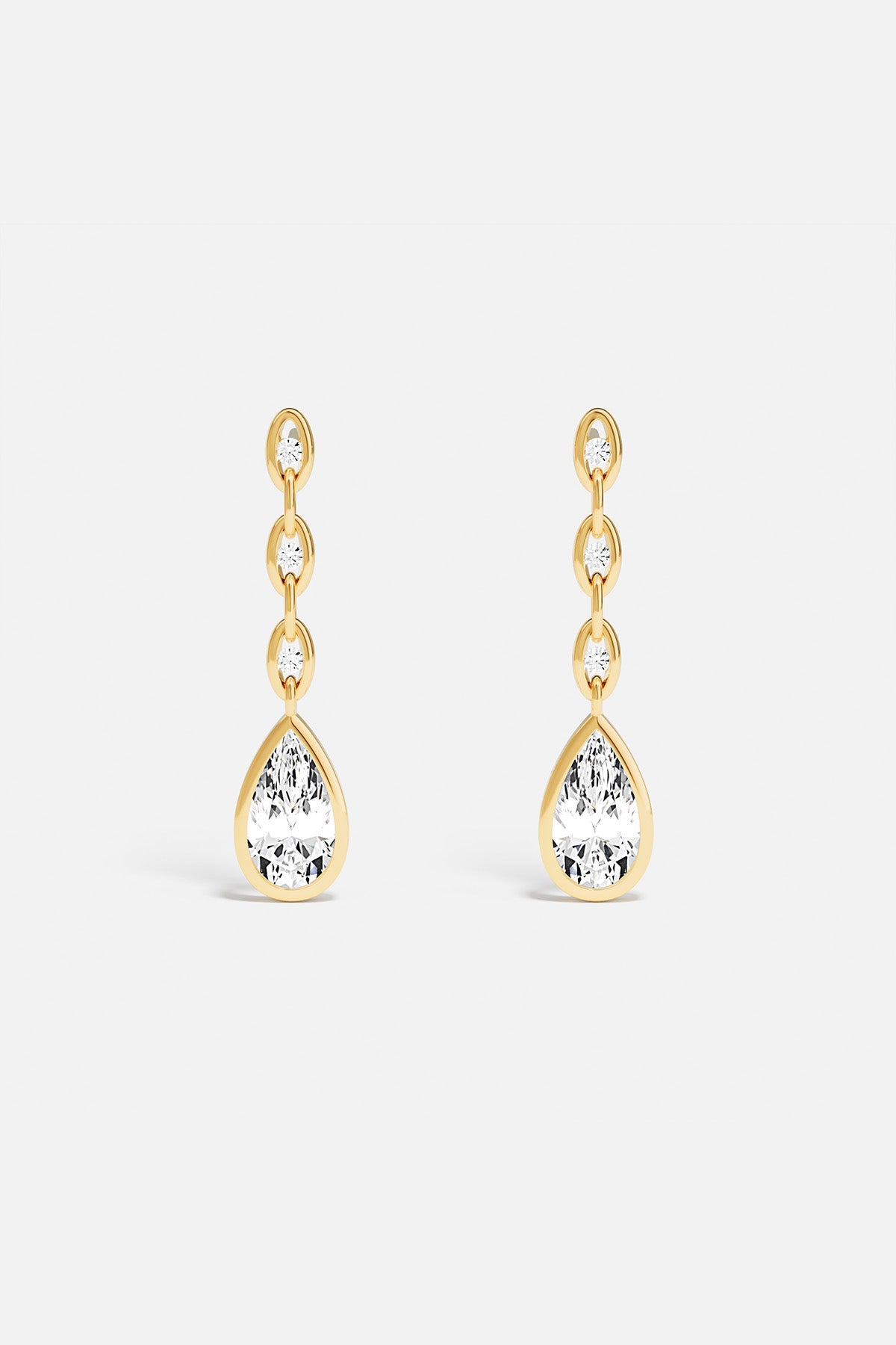 APM Monaco Earring Enchaîné
