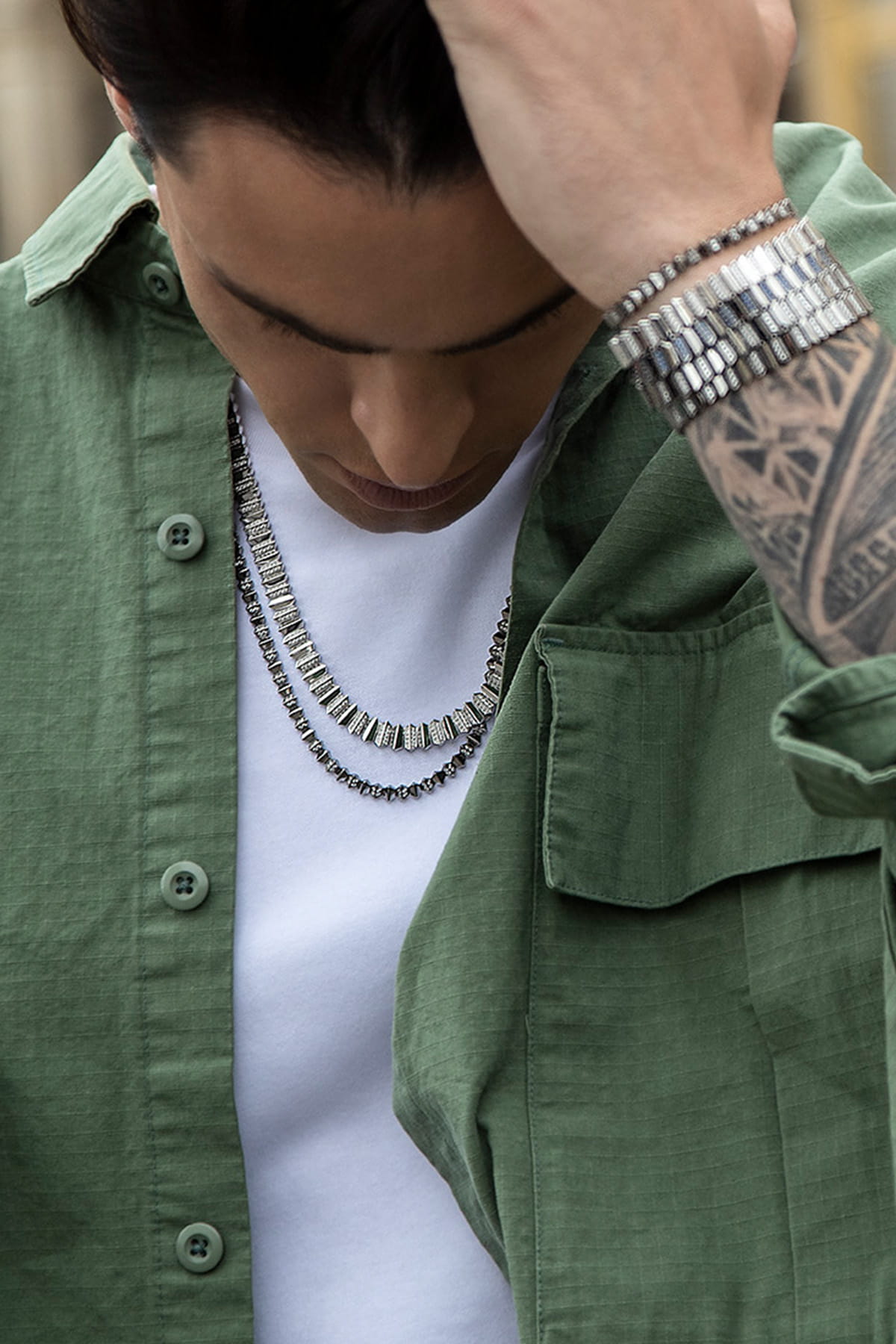 Collar Up and Down