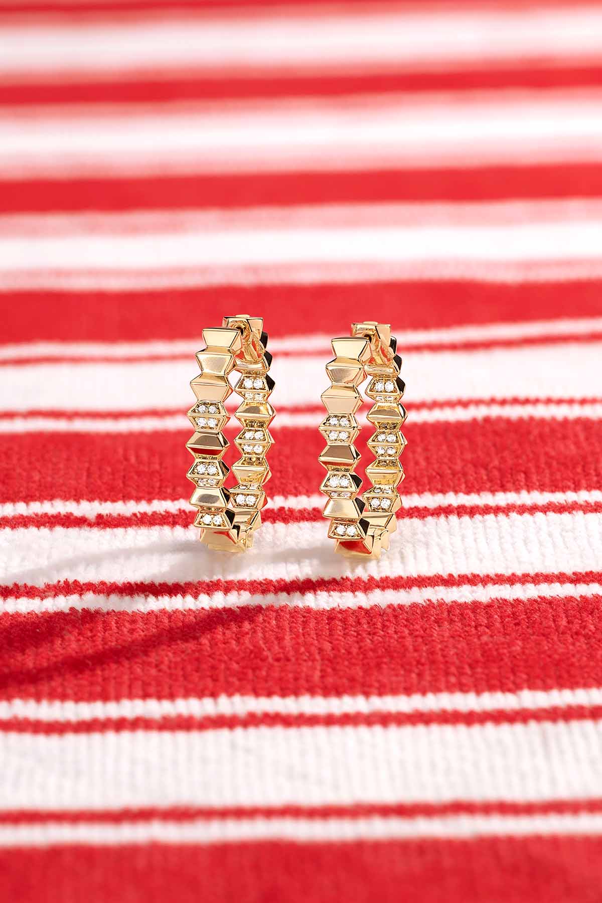 03-YE16879OX-APM-Monaco-Earrings-Instagram