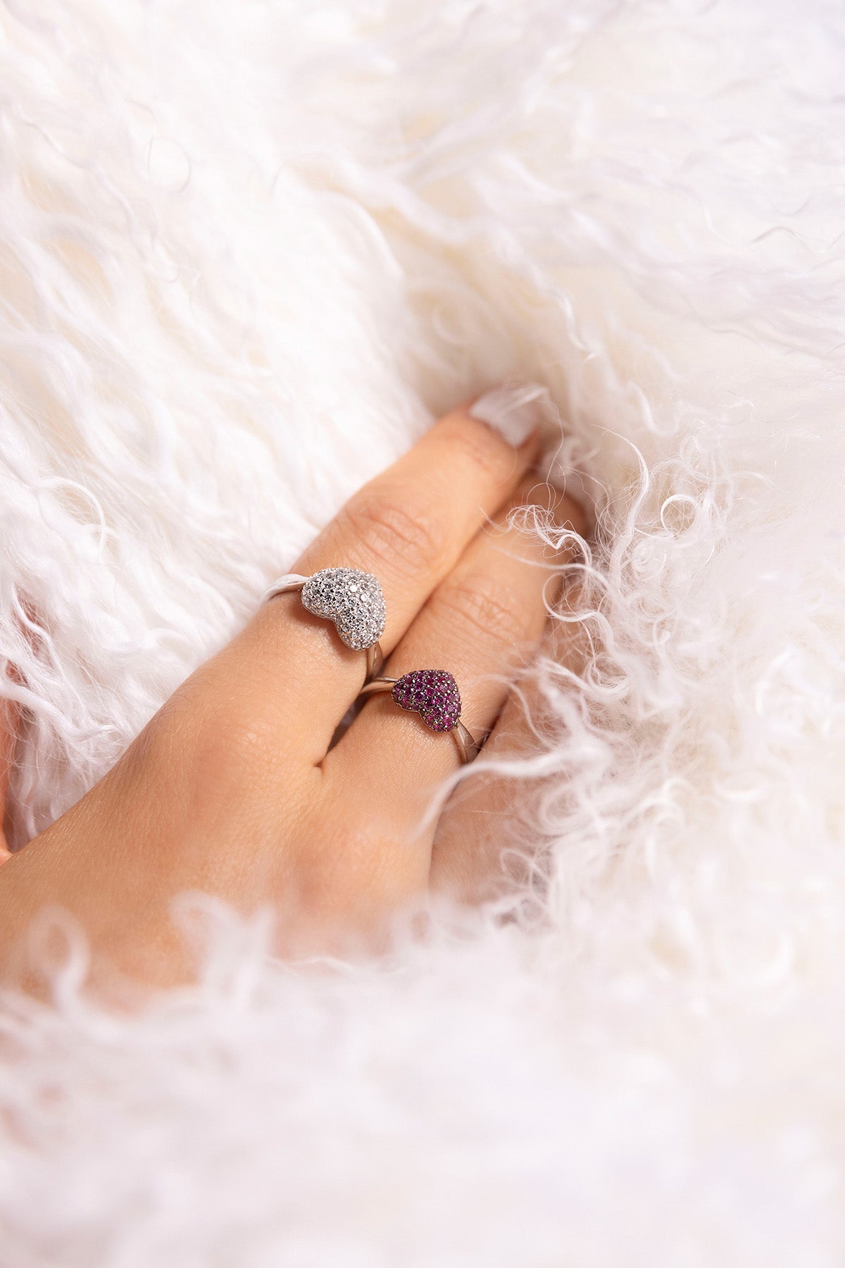 Fuchsia Heart Ring | APM Monaco