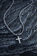 Collana regolabile con perline e croce nera in pavè