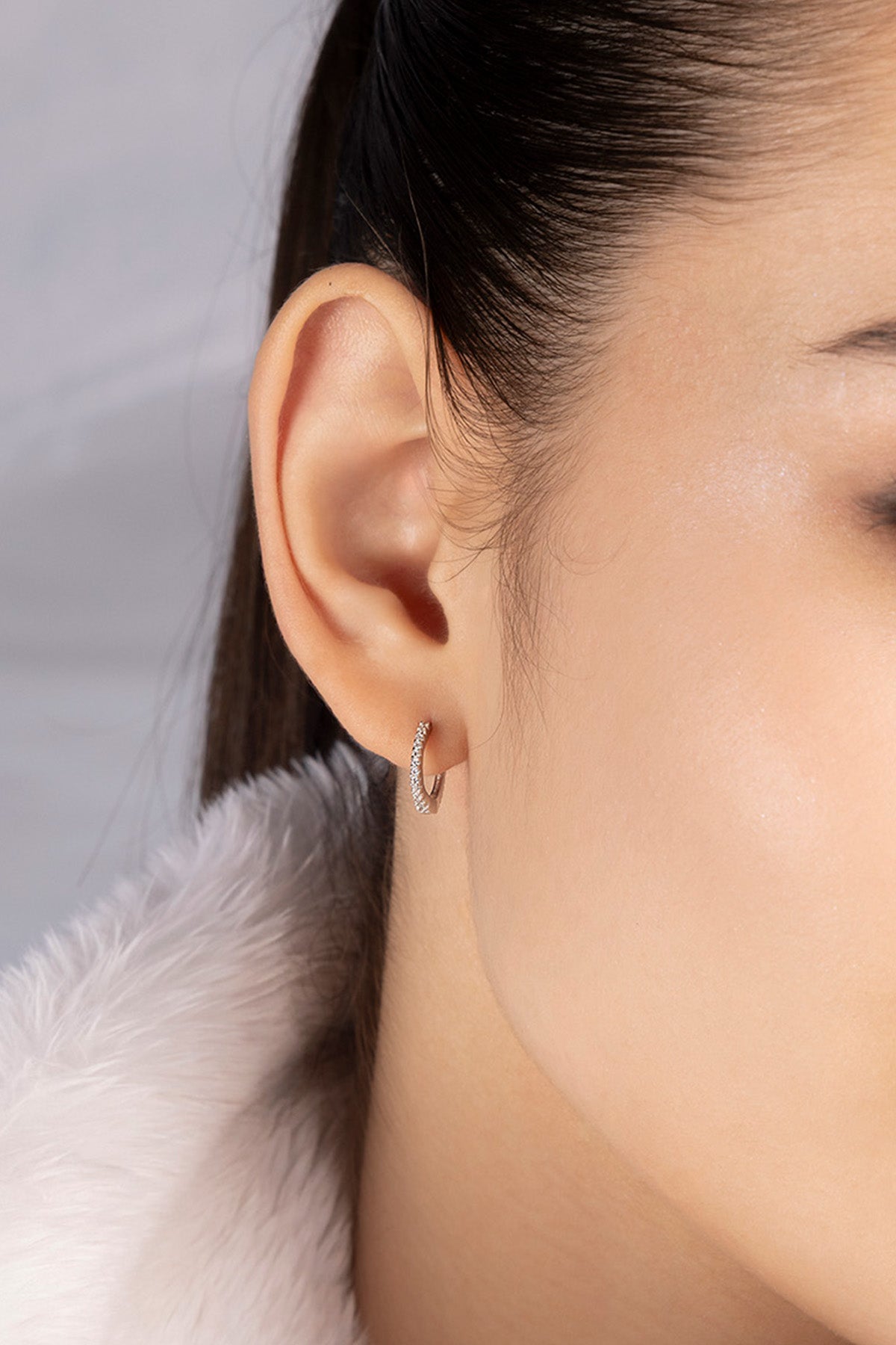 Small 8.5mm Paved Hoop Earrings | APM Monaco