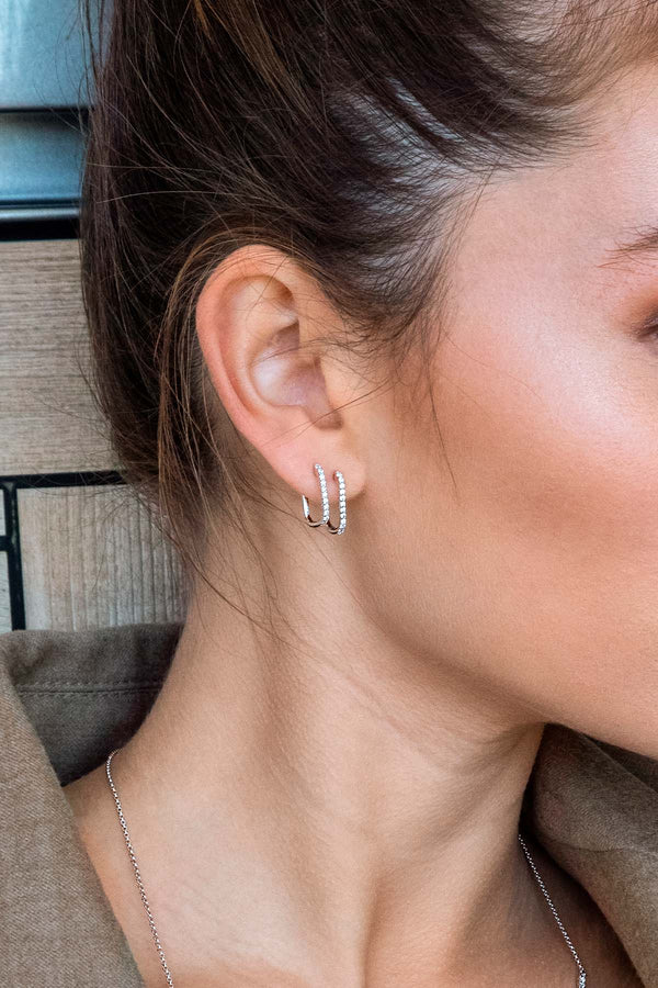 Rechteckige Ohrringe mit Pavé – Silber