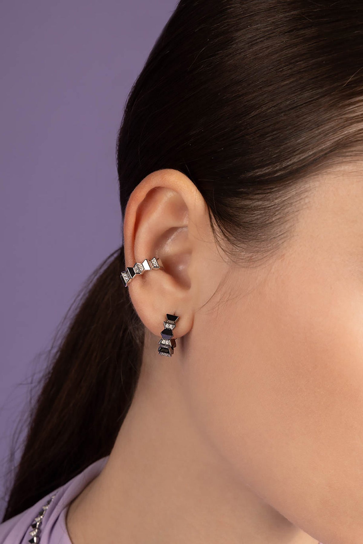 White Up and Down Ear Cuff | APM Monaco