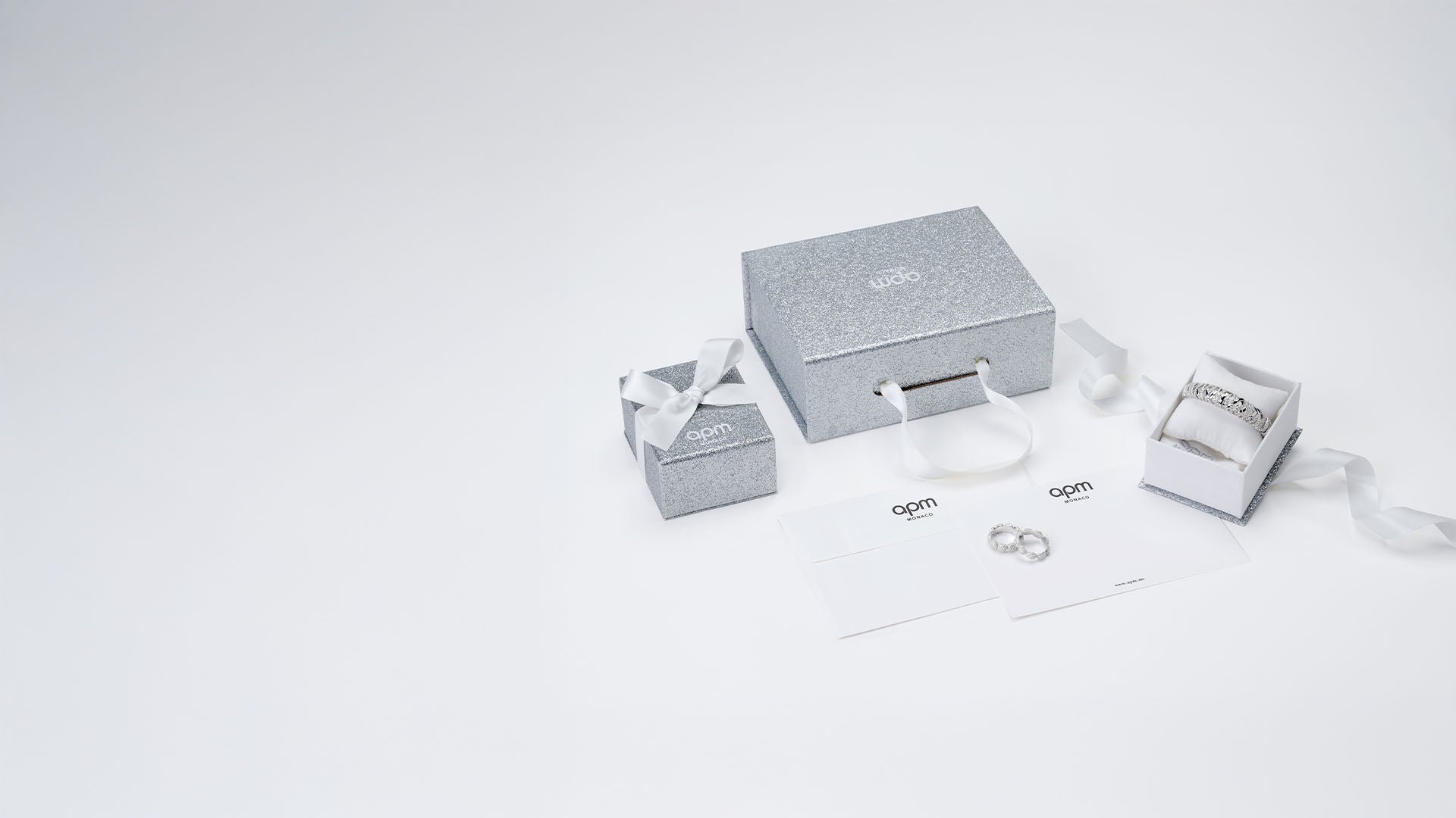 マルモ ♦︎14kgfマザーオブパールハートカービングピアス マルモ 様専用♦︎14kgfマザーオブパールハートカービングピアス