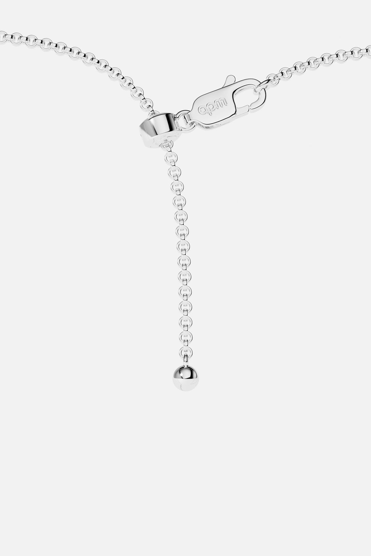 APM MONACO necklace closing on a white background