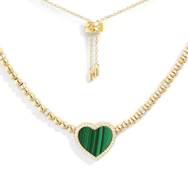Verstellbare Halskette mit Malachit-Herzmotiv und Perlen