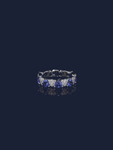 Weißer und blauer dreieckiger Ring