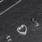 Verstellbare Halskette mit Mini-Herzmotiv aus weißem Perlmutt – Silber