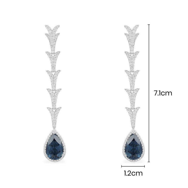 Herabfallende Ohrringe mit tropfenförmigem blauem Stein