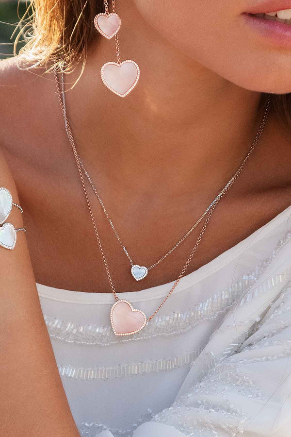 Verstellbare Halskette mit Herz aus rosa Perlmutt